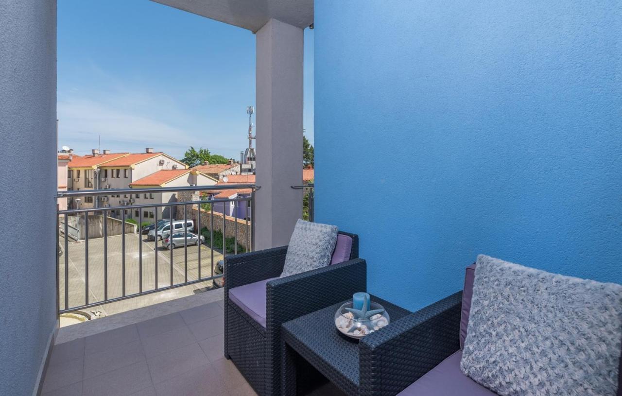 Apartment Melarnian Near The Beach In Umag Extérieur photo